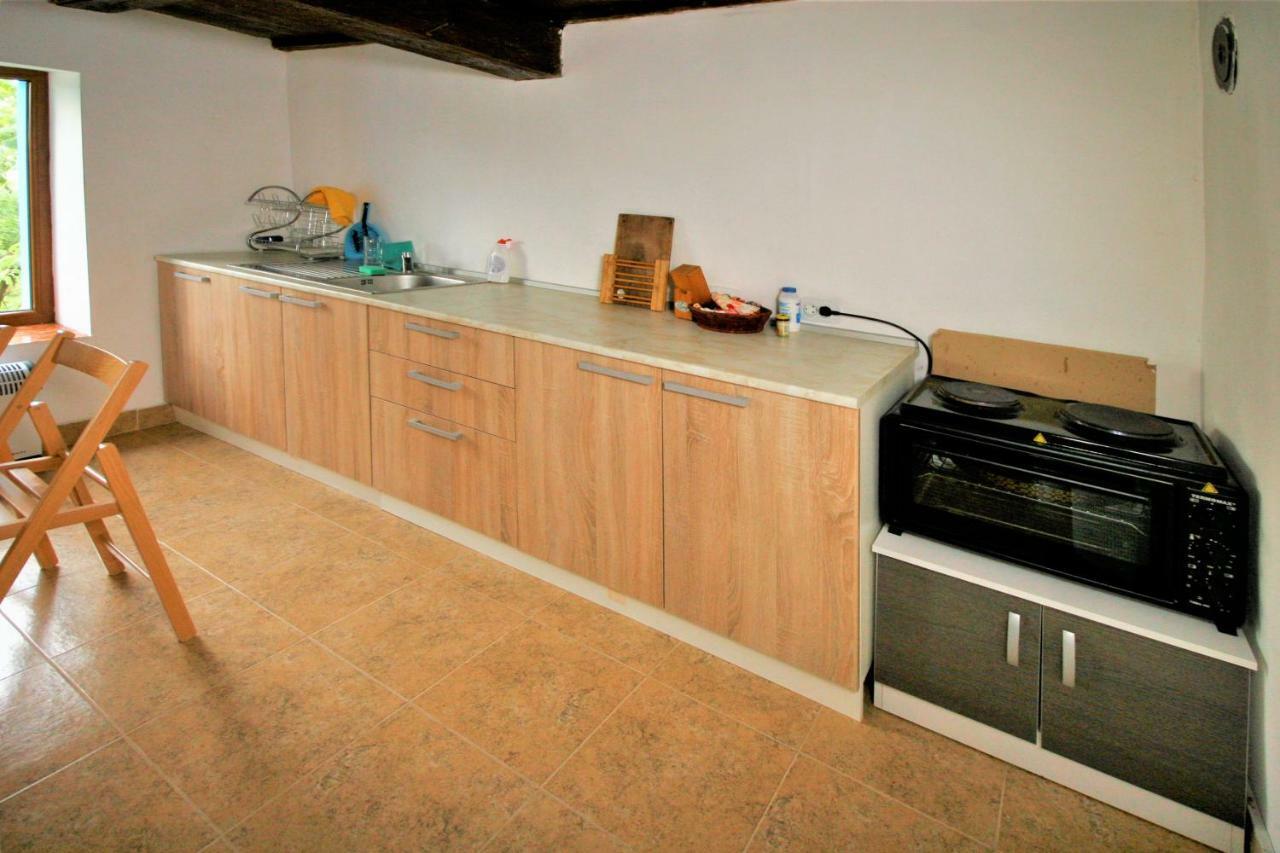Chuchi Guest House 1 Zlatna Panega Екстер'єр фото